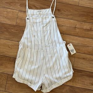 Billabong romper